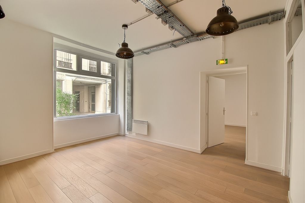 Location bureaux 120 m² non divisibles