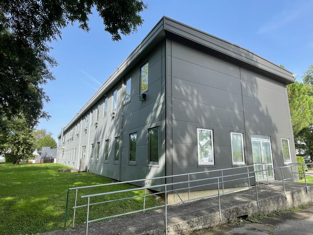 Location bureaux 183.00 m² à TOULOUSE