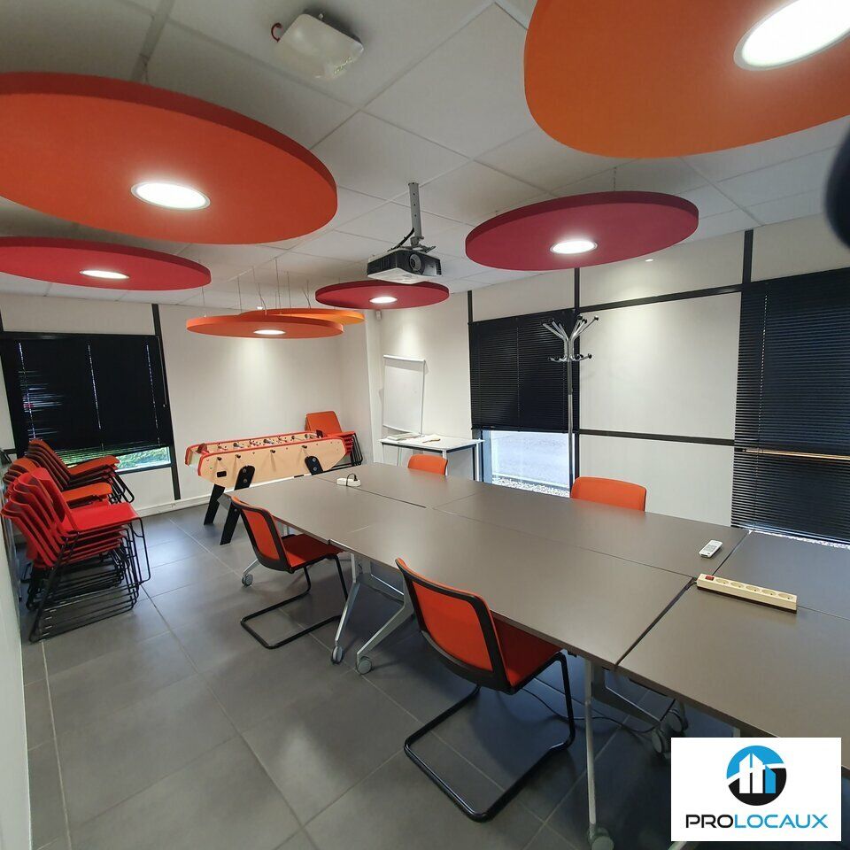 Location bureaux 498.05 m² divisibles à partir de 100 m²