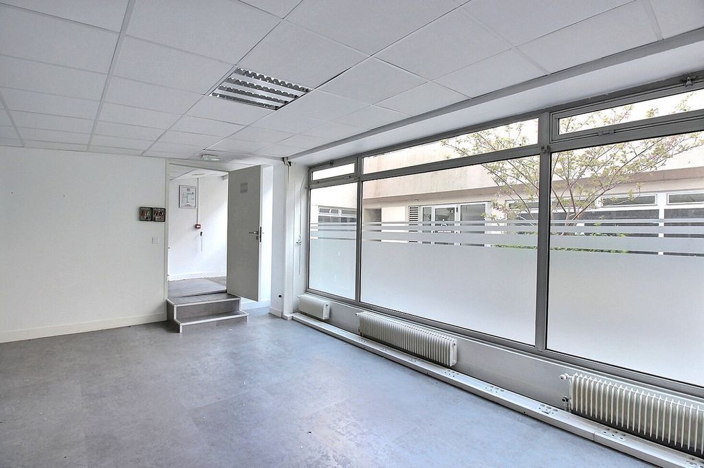 Vente bureaux 255 m² non divisibles