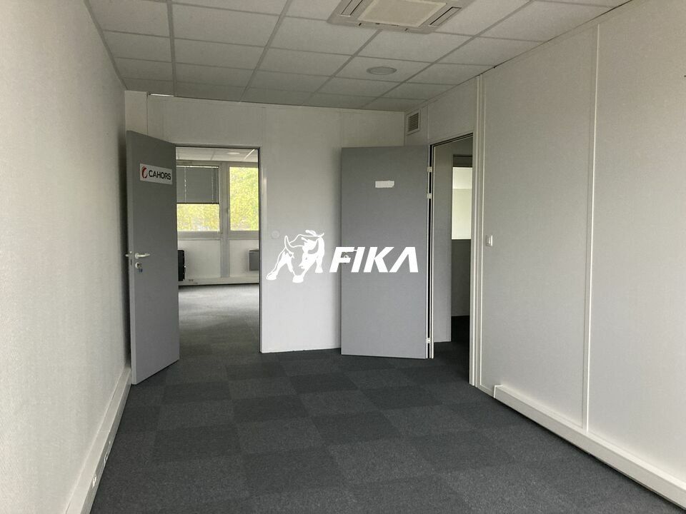 A LOUER BUREAUX 1569 m² - (31700) BLAGNAC