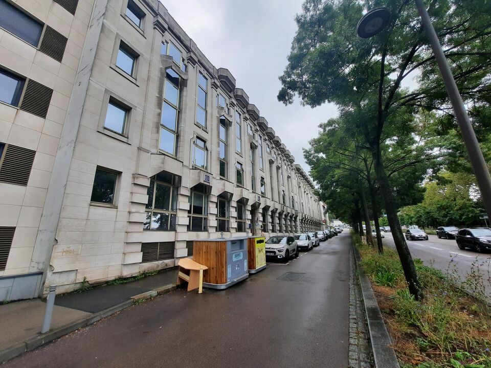 Location bureaux 1241 m² divisibles à partir de 568 m²