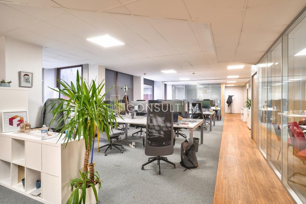 Vente bureaux 990 m² non divisibles