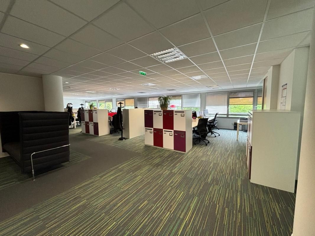 Location bureaux 434 m² non divisibles