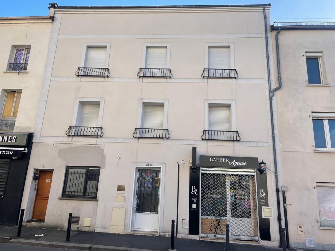 Location local commercial 108 m² non divisibles