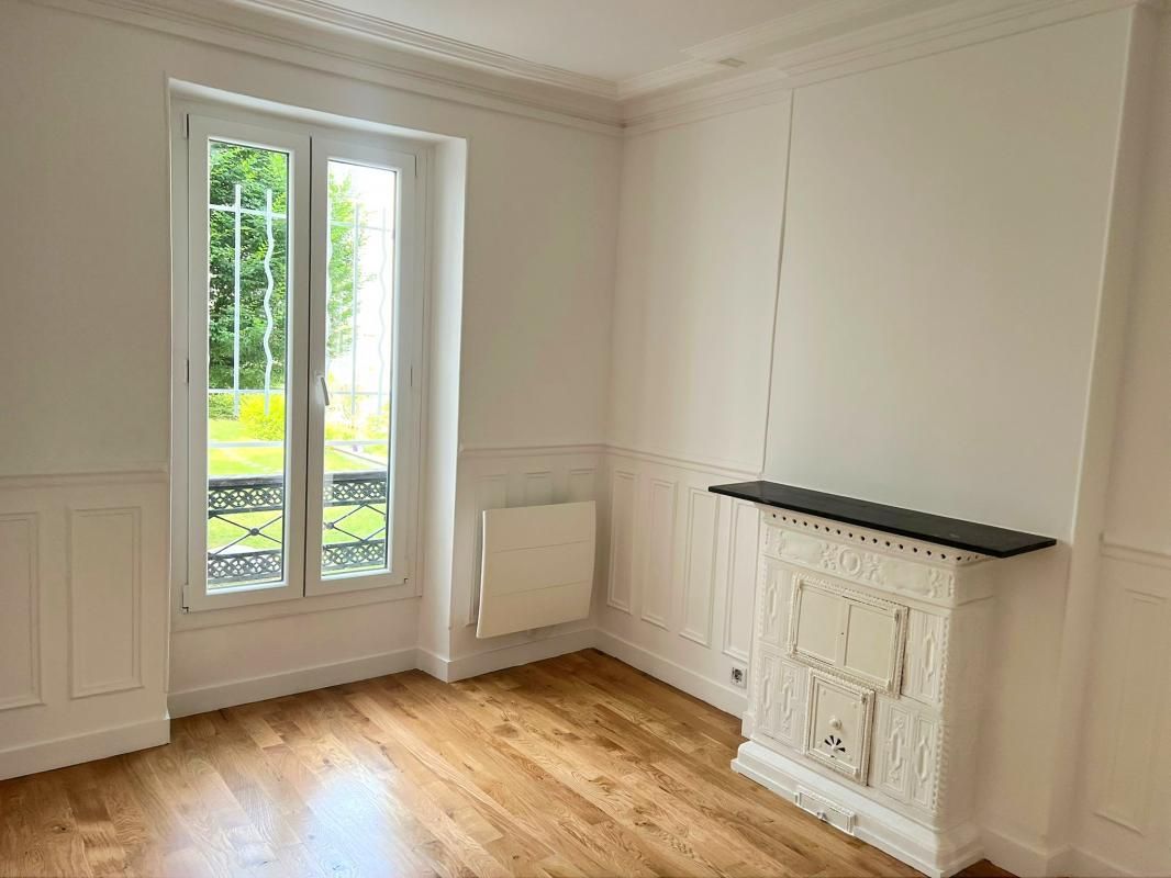 Location bureaux 80 m² non divisibles