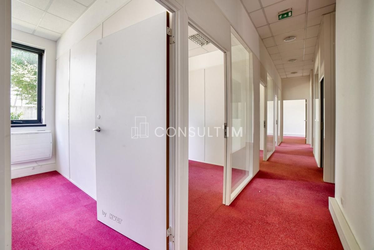 Vente bureaux 271 m² non divisibles