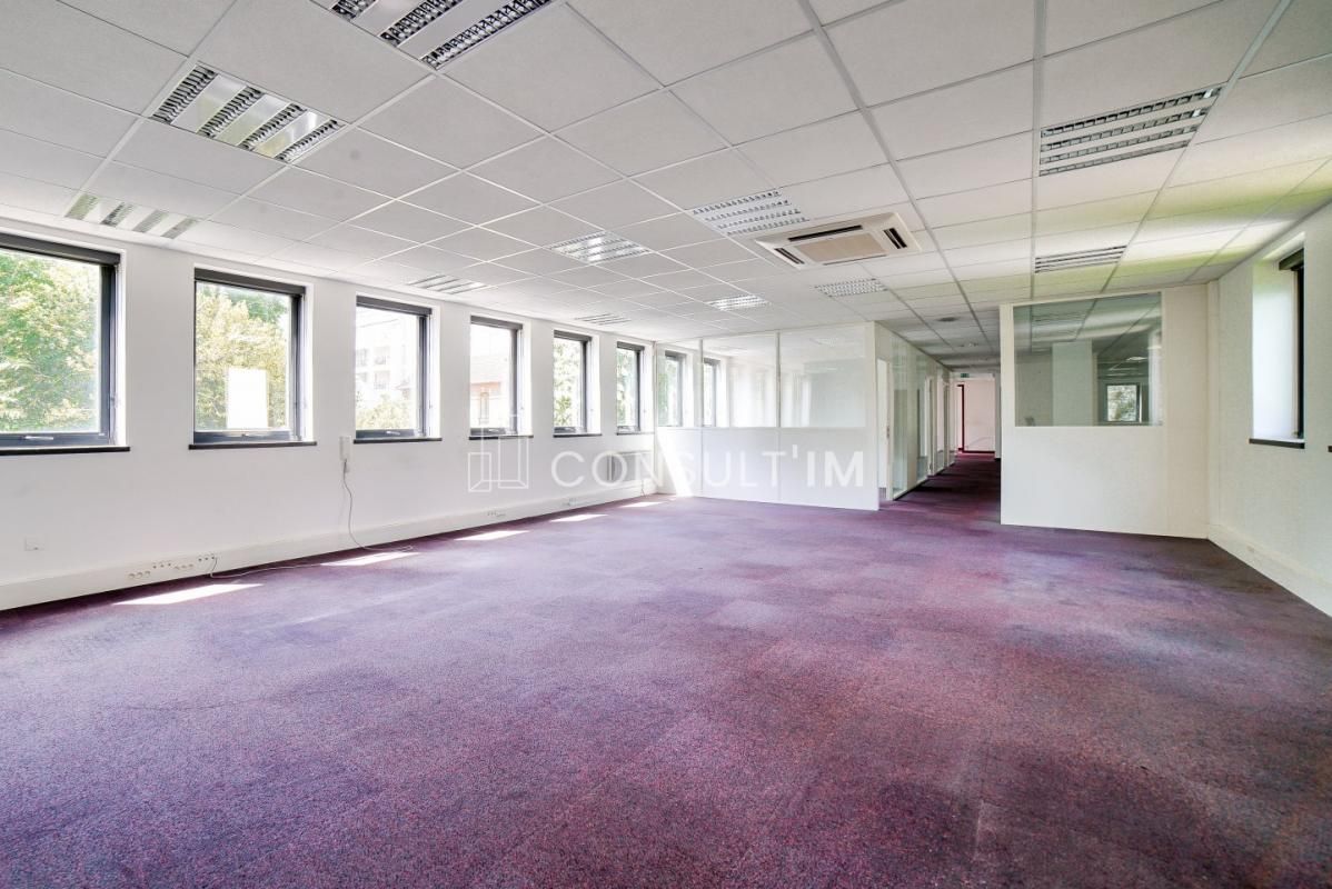 Vente bureaux 375 m² non divisibles