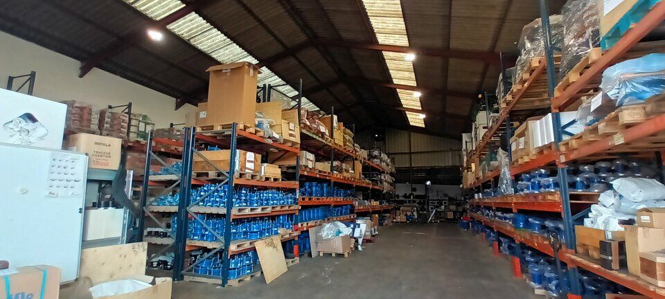 Location local d''activites 540 m² non divisibles