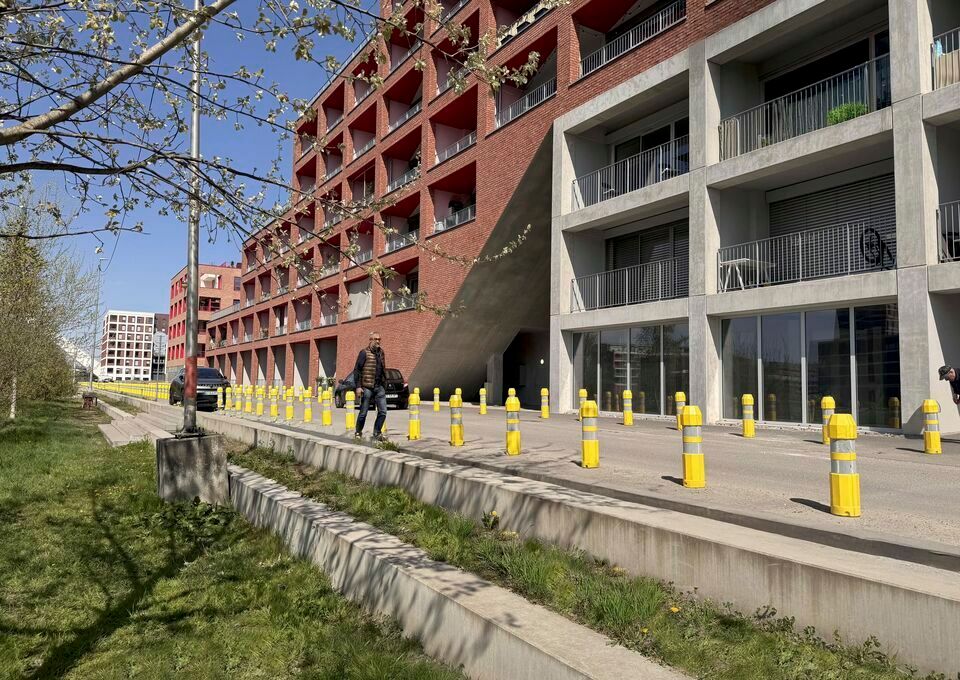 LOCAL COMMERCIAL NEUF de 375m² à LOUER