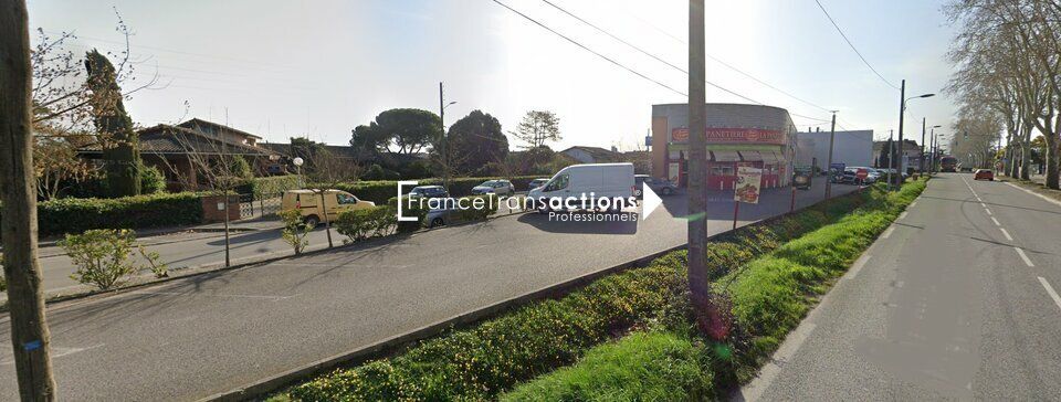 A LOUER LOCAL COMMERCIAL 100 m² ANGLE DE RUE GRENADE