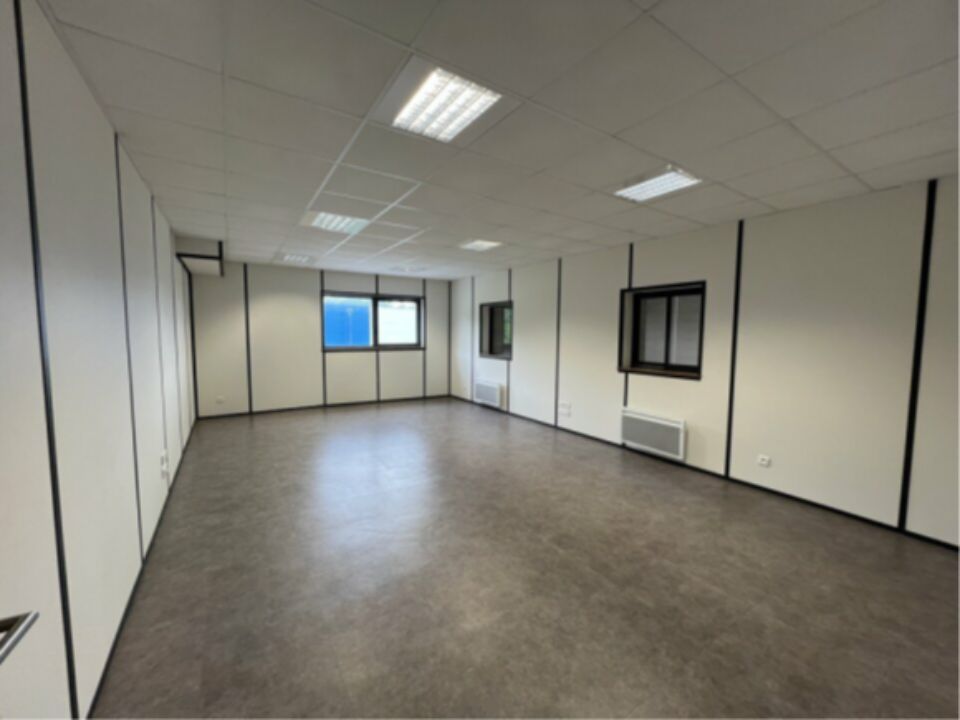 Local d'activités 198 m² à louer proche du Havre (76)