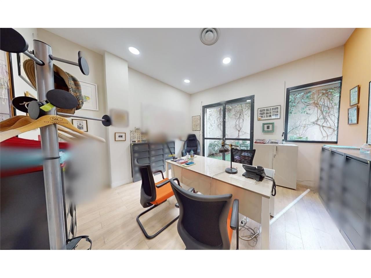 Location bureaux 100 m² non divisibles