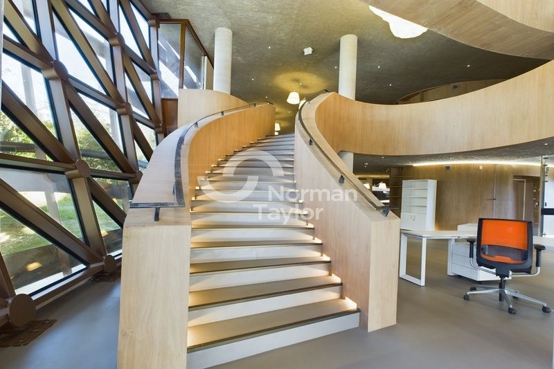 Opportunité exceptionnelle : 2 bâtiments indépendants de bureaux à vendre, quartier Millénaire 