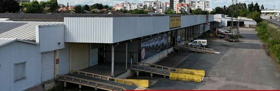Vente entrepot 6750 m² divisibles à partir de 720 m²