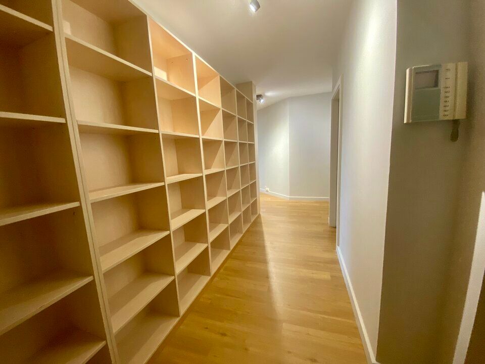 Location bureaux 101.95 m² non divisibles