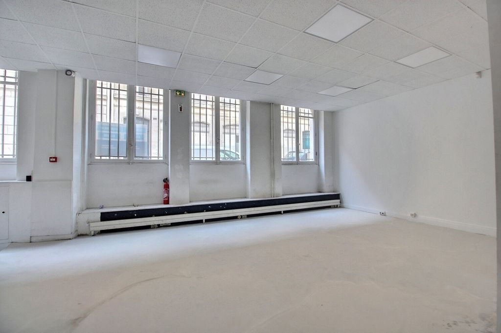 Location bureaux 104 m² non divisibles