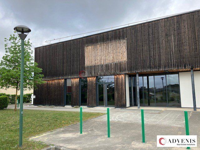 Location local commercial 330 m² non divisibles