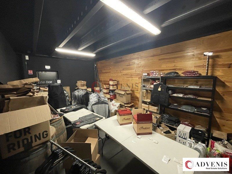 A LOUER - LOCAL LOISIR/ACTIVITE - 700m²