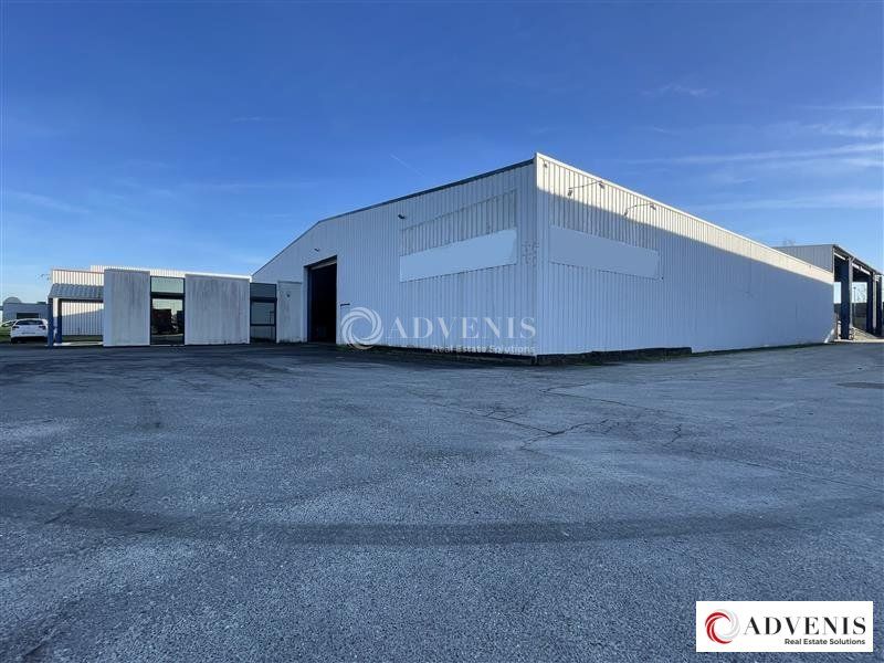 Location local d''activites 1140 m² non divisibles
