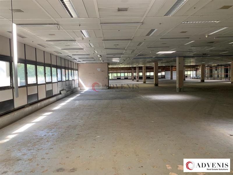 Location local d''activites 3500 m² divisibles à partir de 2500 m²