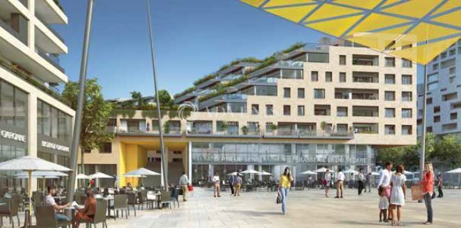 A LOUER - LOCAUX COMMERCIAUX