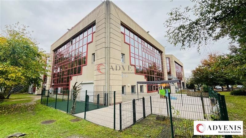 Location bureaux 458.61 m² non divisibles