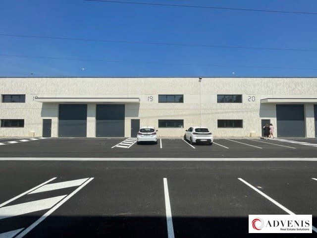 Vente local d''activites 224 m² non divisibles