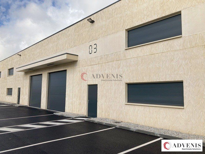 Vente local d''activites 225 m² non divisibles