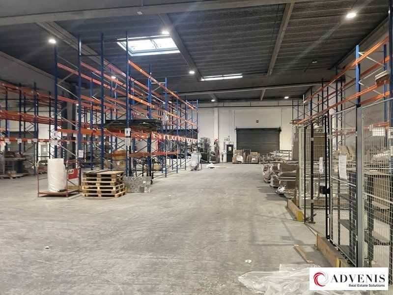 Location local d''activites 6517 m² non divisibles