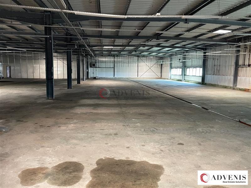 A LOUER - LOCAL D'ACTIVITE - 1700 m²