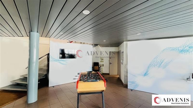 A LOUER - BATIMENT DE BUREAUX - 835 M²