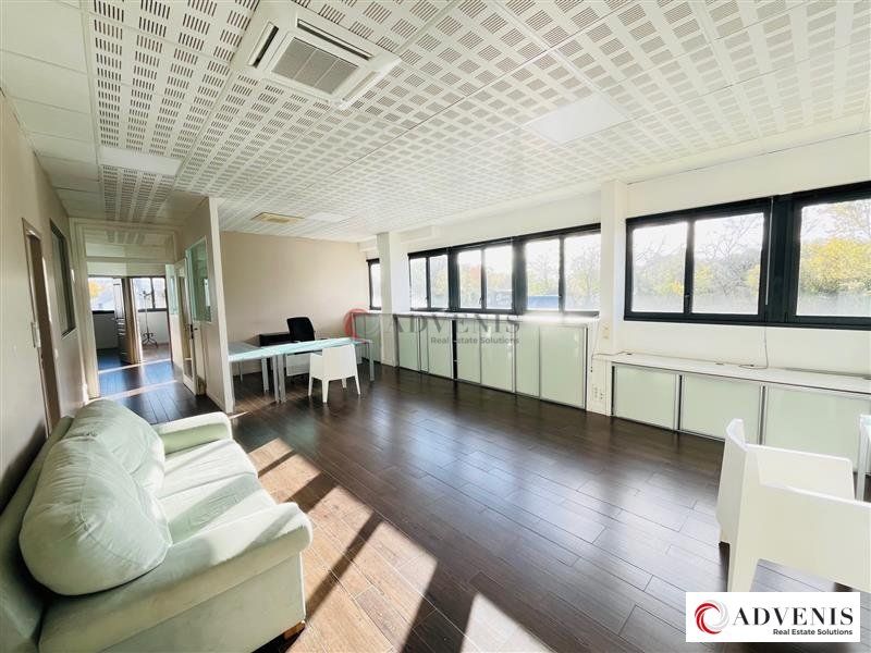 A LOUER - BUREAUX - 158 M²