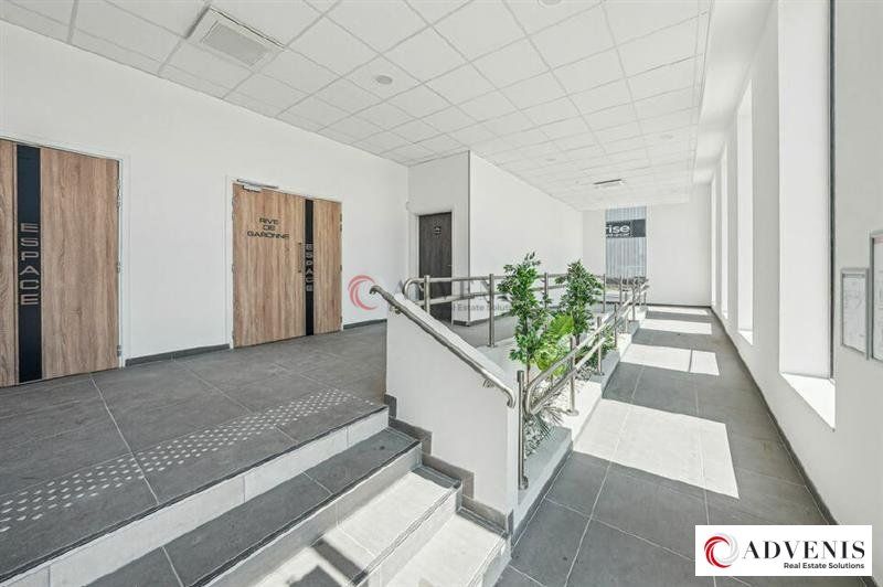 Location bureaux 3881 m² divisibles à partir de 200 m²