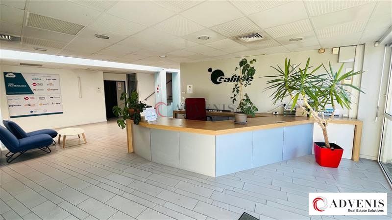 A LOUER - BUREAUX - 460 M²