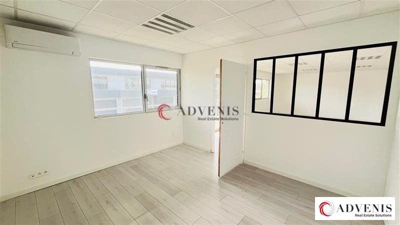 A LOUER - BUREAU - A PARTIR DE 72 M²