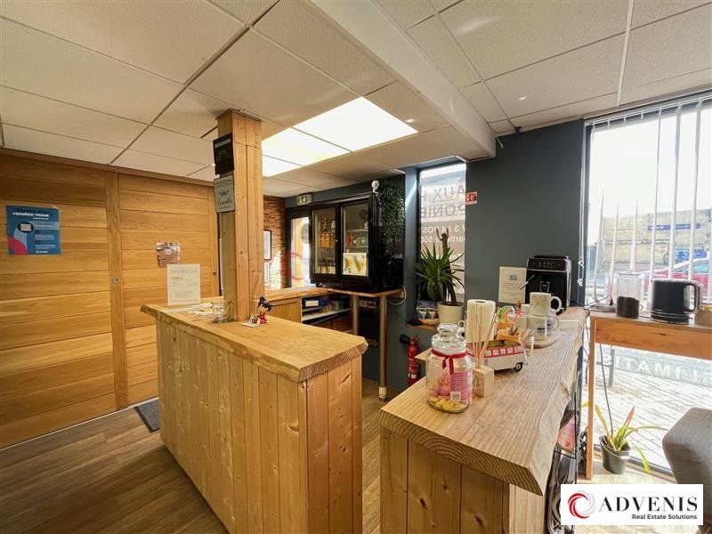 A LOUER - BATIMENT DE BUREAUX - 264M²