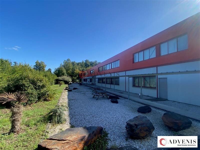 Location bureaux 238 m² divisibles à partir de 106 m²