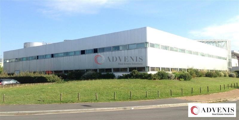 A LOUER - BUREAUX -  570.70 M²