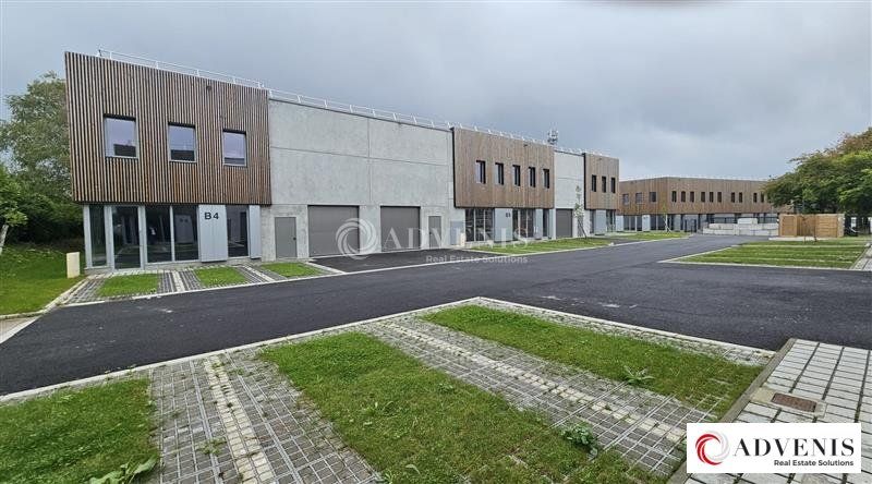 Location local d''activites 2143 m² divisibles à partir de 510 m²