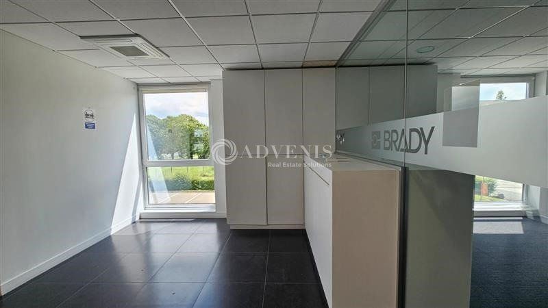 BUREAUX DE 354 M² A 2.366 M²
