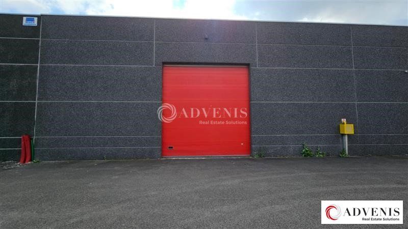 Location entrepot 2409 m² divisibles à partir de 476 m²