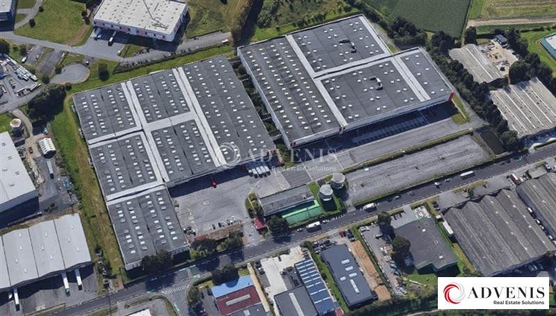 Location entrepot 9148 m² non divisibles
