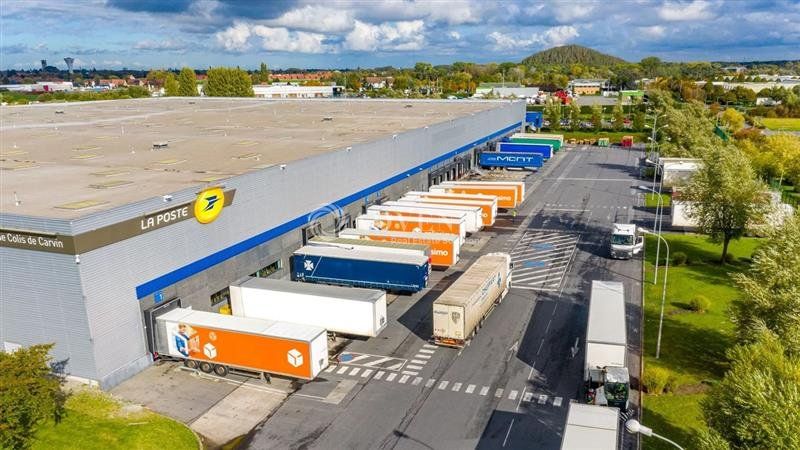 LOGISTIQUE  DOUBLE FACE DE 24.905 M² + 50 QUAIS