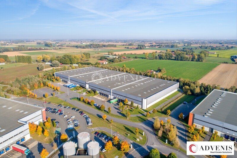 Location entrepot 43320 m² divisibles à partir de 21467 m²