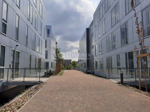 SURFACES BUREAUX D'ENVIRON 200 M²