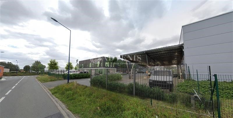 CELLULES D'ACTIVITÉS / SHOWROOM NEUVES