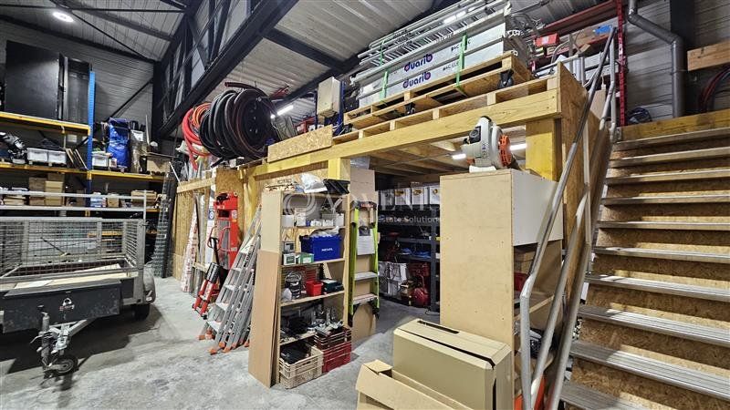 ZONE INDUSTRIELLE DE SECLIN | ENTREPÔT DE 318 M²