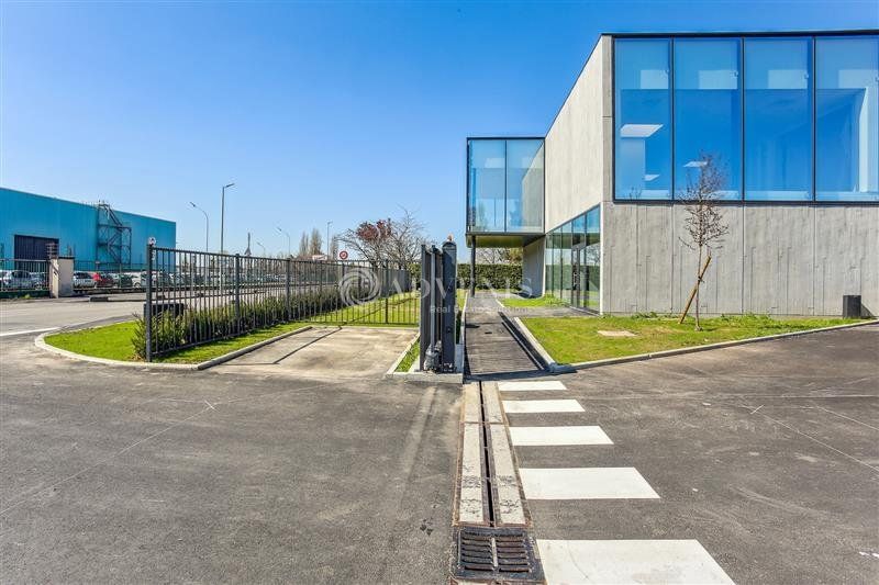 CELLULES D'ACTIVITES NEUVES - DISPO IMMEDIATE