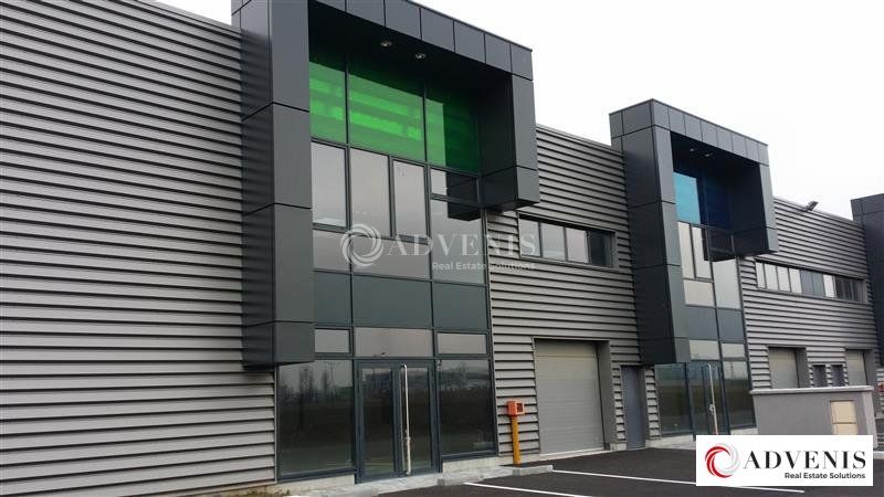 Location entrepot 2259 m² non divisibles